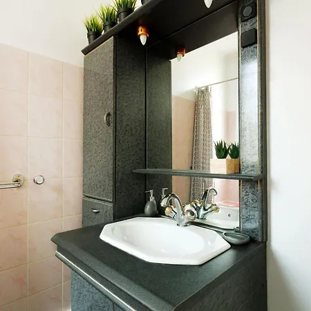 דירה Bnbnova - 1br & Bastille *